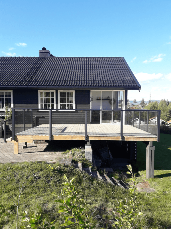 Glassrekkverk /  glass railings